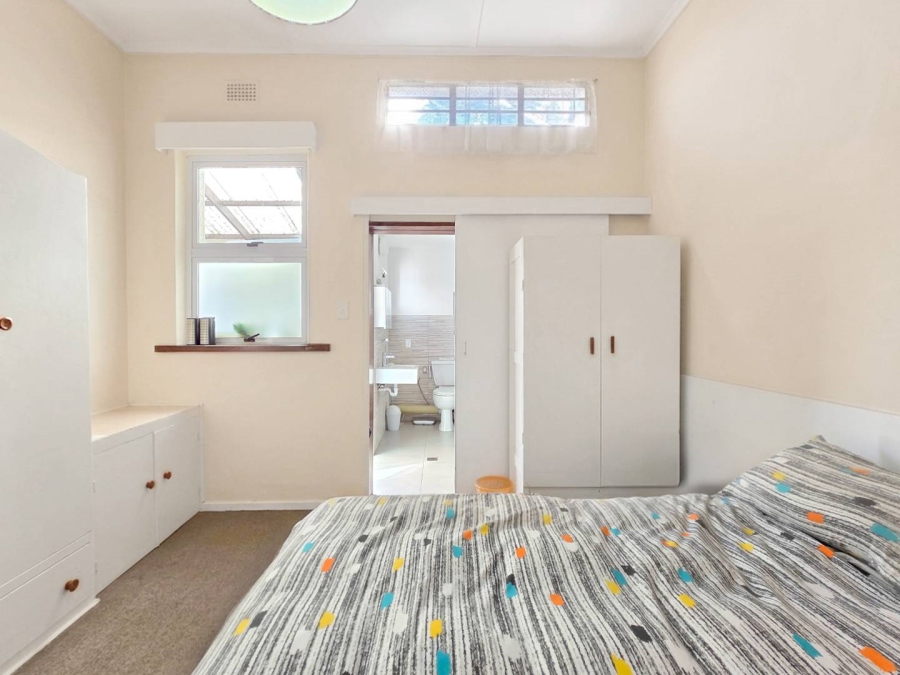 3 Bedroom Property for Sale in Sea Point Western Cape